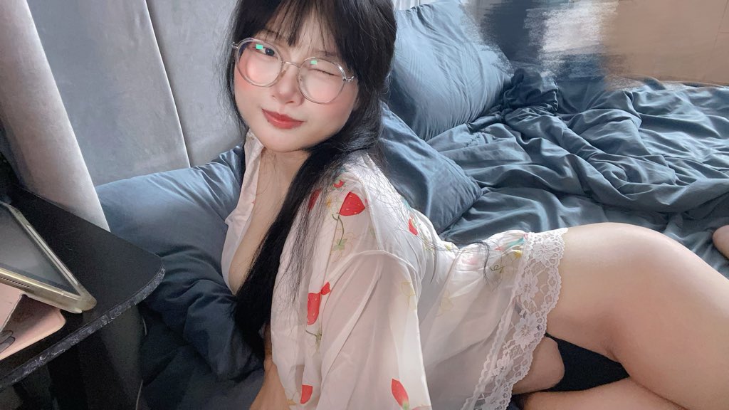 Jiiangmeii tweet media