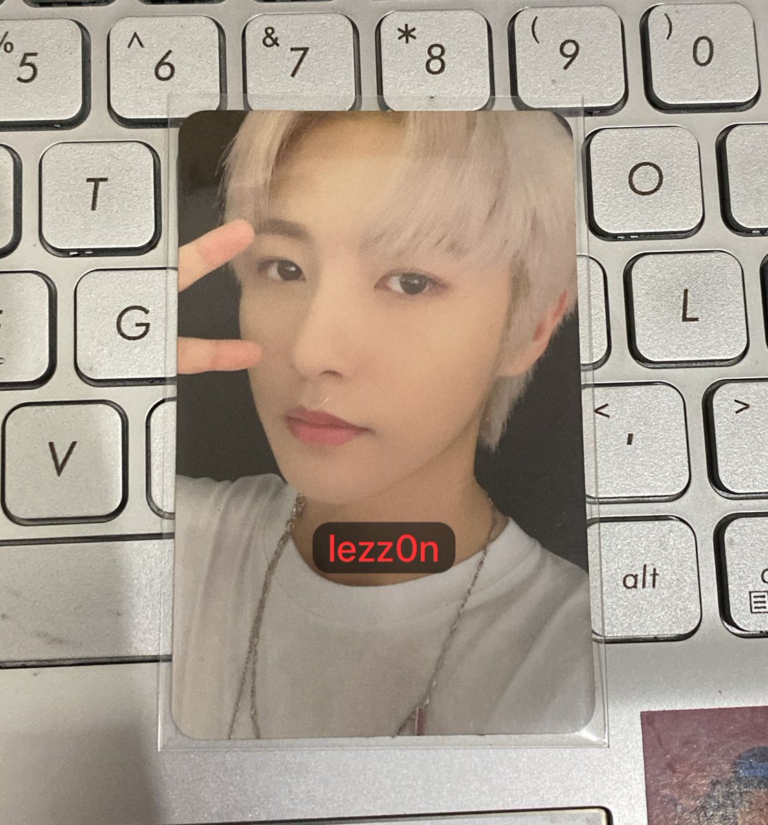 lezz0nn's tweet photo. #neosell wts hot summer dream special ar ticket photocard pc only renjun     
18k  
bisa oren &amp; dm for detail https://t.co/Qd5K5H2UwP