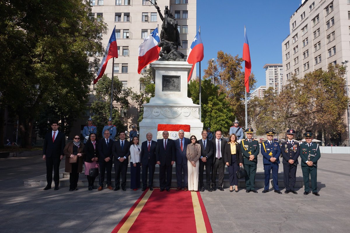 Embajada del Paraguay en Chile tweet media