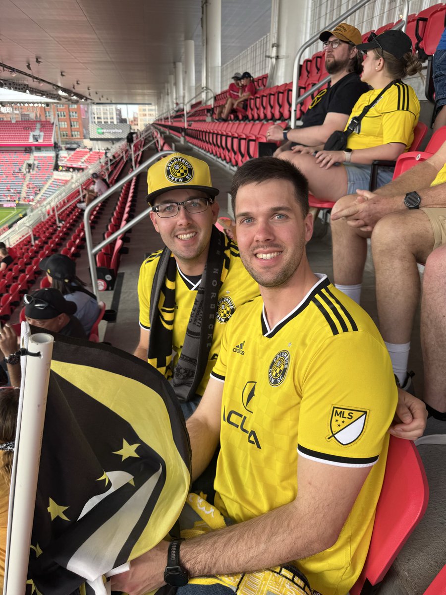 chrgtown's tweet photo. Happy Birthday to the best twin and the best brother in fandom a person could ask for! Happy Birthday @NTown63 https://t.co/SfUjoEAj7G