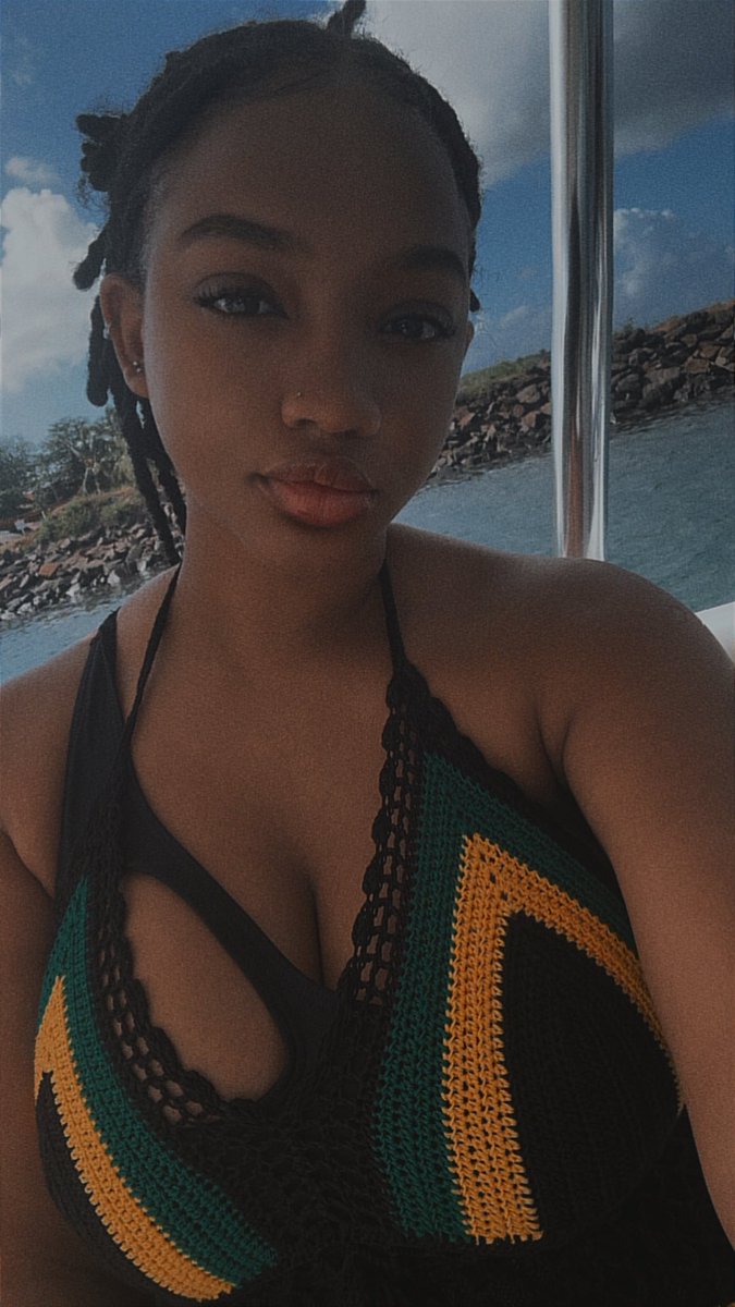 Elle 🇯🇲🇱🇨 tweet media