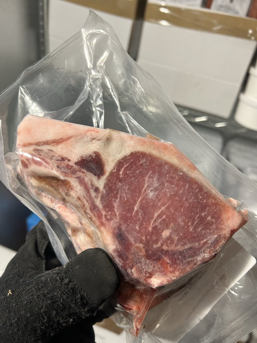 Acorn Bluff Farms tweet media
