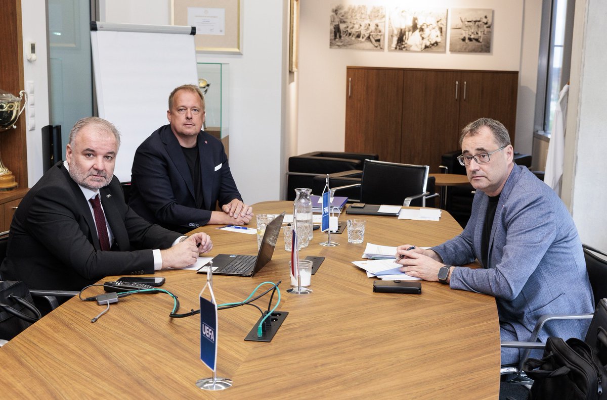 Ligová fotbalová asociace tweet media