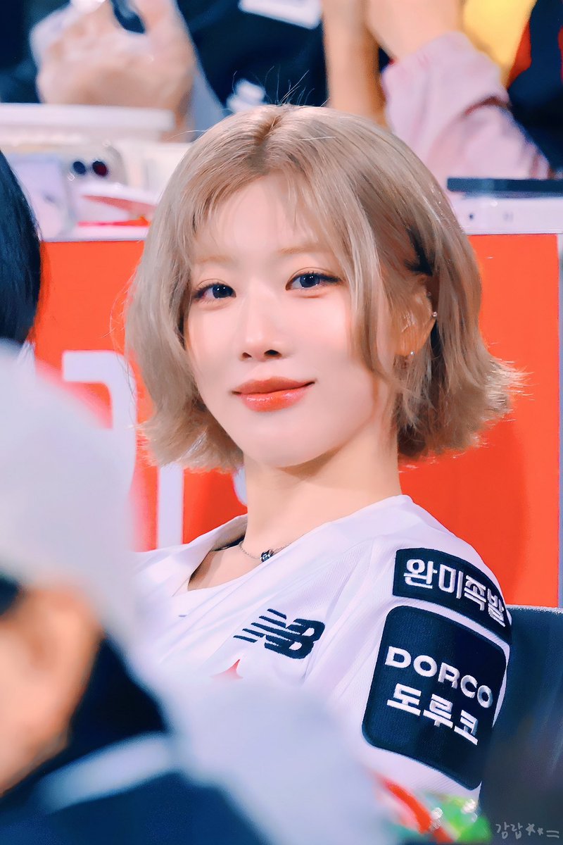 artmspics's tweet photo. kim lip *. ☾ ⋆
© nada_llama 260428
#김립 #kimlip #아르테미스 #artms https://t.co/mXcdn80jhe