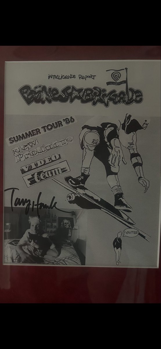 JustBetIt's tweet photo. @BonesBrigadeDoc @tonyhawk Simpler times! Happy birthday  Hawk, I have a lot of cool signed Memorabilia, but this is still one of my favorites, Limited to 10 signed https://t.co/Jbt3sy6QA0