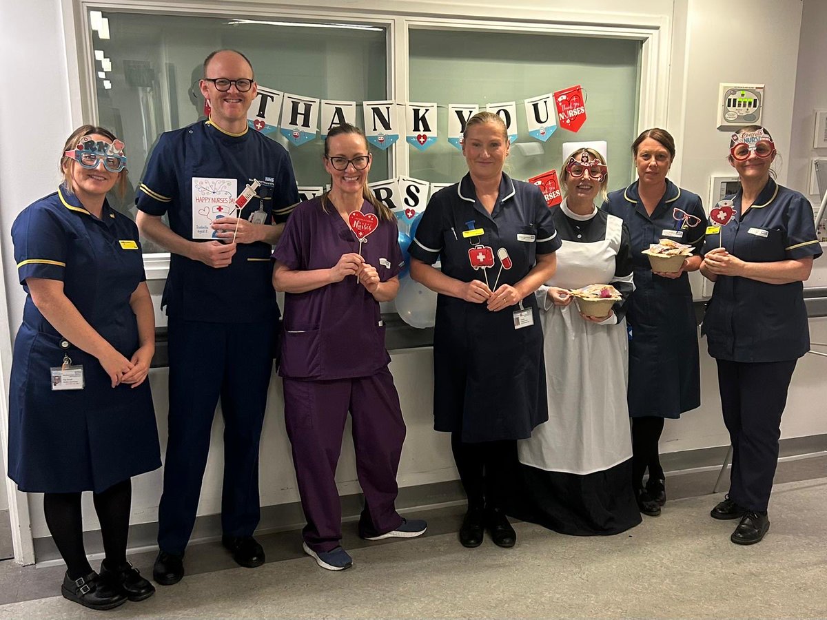 NEWSEAU's tweet photo. 💙 HAPPY NURSES DAY 💙

Just a few pictures from our day celebrating international nurses day 🏥

Thank you to all our wonderful nurses that goes above and beyond everyday ⭐️ https://t.co/hX1hQWRmcy