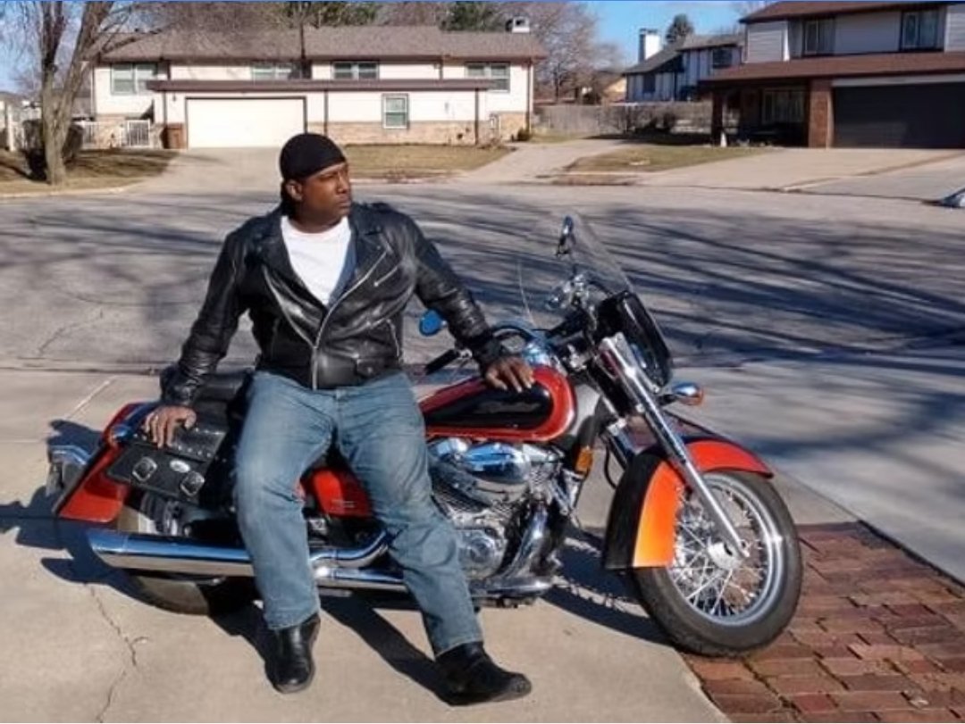 DuncanDunkins's tweet photo. AS THE WEATHER GETS WARMER

in many places, be sure to be aware of the increase of #motorcycle riders. Reducing your distractions and being aware is not only the right thing to do, but a good idea in general because a lot of us have really good attorneys . . . 

#bikerlife https://t.co/m2YCD6FIvr