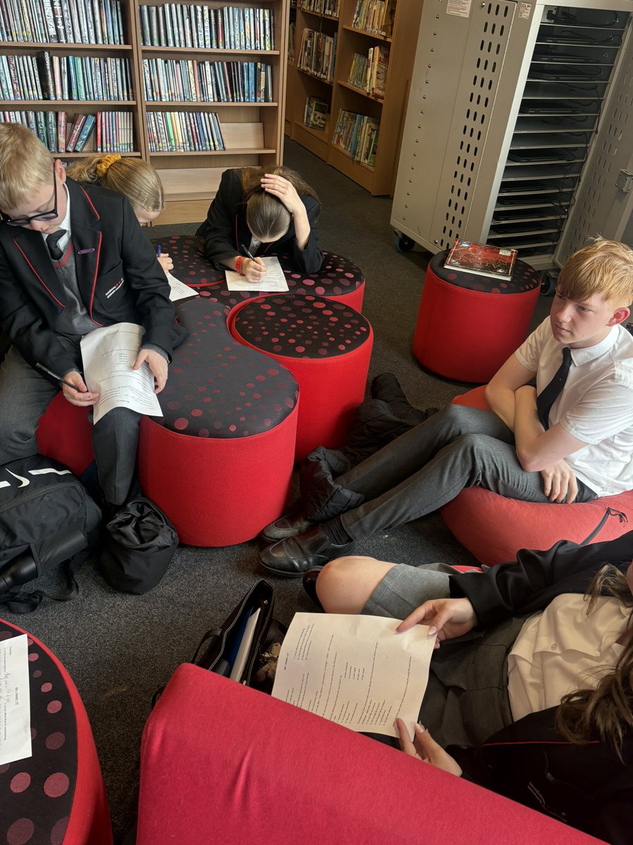 Venture_Achieve's tweet photo. Great to see our Learning Gurus coaching Year 7s in Spanish this morning. 👏 @OrmistonEast @OrmistonVenture @EastNorfolk https://t.co/Kj7BlOFXRN