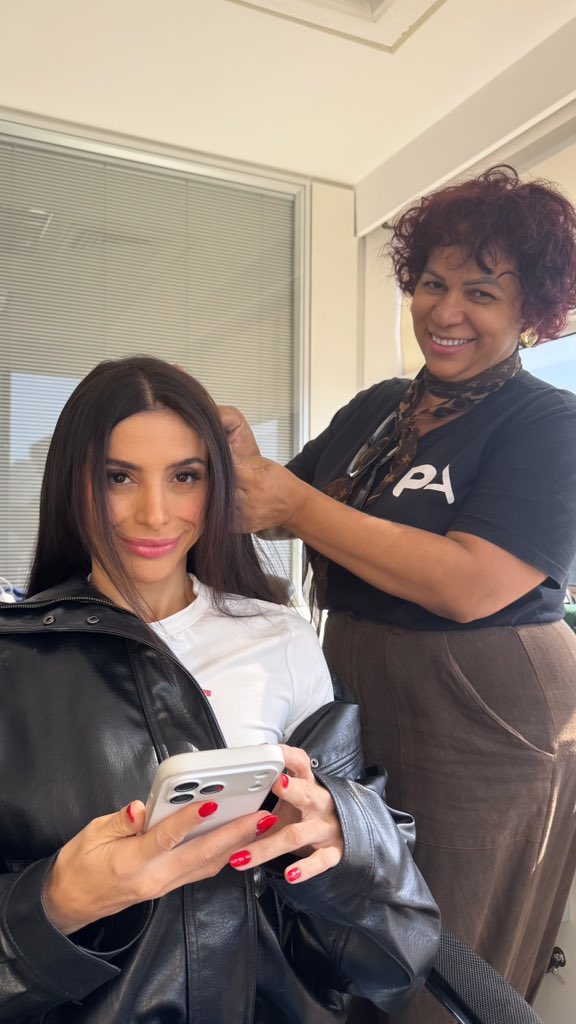 nataliarosainfo's tweet photo. Natália Rosa nos bastidores das gravações de hoje da 3ª temporada de Xeque Mate. ♟️🤍 #XM3 https://t.co/bipY9qas8W