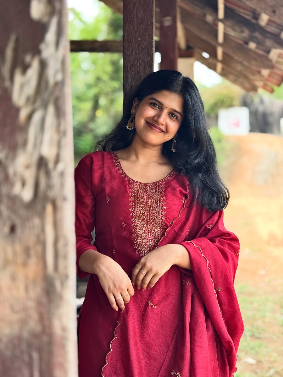 ActrezHub's tweet photo. #SumithaManikandan #Sumitha #Sumi https://t.co/r4fsRCYqpz