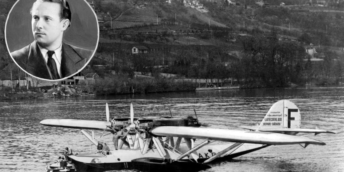 CeJour_Histoire's tweet photo. Le 12 mai 1930, un hydravion décolle de Saint-Louis du Sénégal avec 130 kilos de courrier à bord. Destination : Natal, au Brésil. 3 200 kilomètres d'océan. Pas de GPS, pas de radar. Un moteur, une boussole, et la pleine lune.

Le pilote s'appelle Jean Mermoz. Il a 29 ans. À ses côtés, le navigateur Jean Dabry et le radio Léopold Gimié. Leur hydravion, un Latécoère 28, est baptisé "Comte de la Vaulx."

Au milieu de l'Atlantique, ils percutent le Pot-au-noir. Un mur de nuages noirs, des cumulonimbus de plusieurs kilomètres de haut. Des trombes d'eau inondent la cabine. La chaleur est suffocante. Mermoz descend à 50 mètres au-dessus des vagues et passe en dessous.

21 heures et 15 minutes après le décollage, l'hydravion se pose sur le rio Potengi, près de Natal. Première traversée postale de l'Atlantique Sud. Le courrier peut désormais voyager d'un continent à l'autre par les airs.

Entre 1930 et 1936, Mermoz traversera l'Atlantique 23 fois. La vingt-quatrième sera la dernière. Le 7 décembre 1936, un dernier message radio : "Coupons moteur arrière droit." Puis le silence. On n'a jamais retrouvé la Croix-du-Sud.

Il y a 96 ans, jour pour jour.
