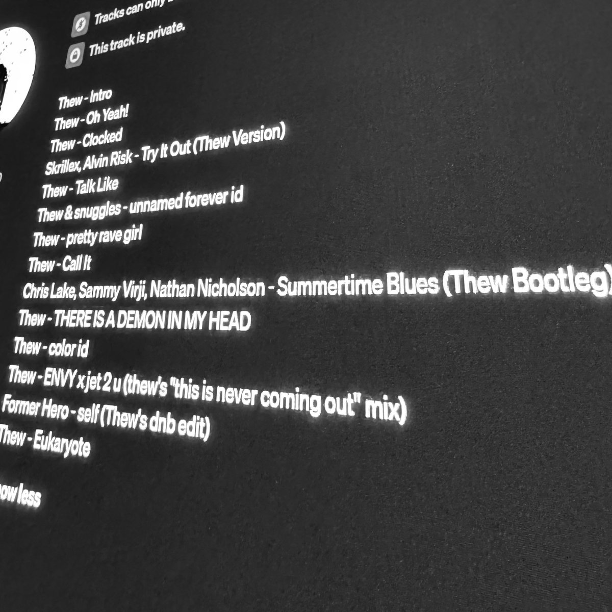 Thewbass's tweet photo. 22 minutes of unreleased music on soundcloud ! https://t.co/tsYdTHKHME