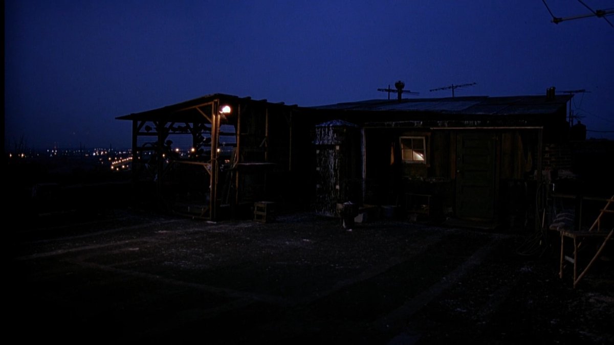 hadrianmarlowe_'s tweet photo. Ghost Dog: The Way of the Samurai (1999) 
dir. Jim Jarmusch https://t.co/Ao4EYP4e7y