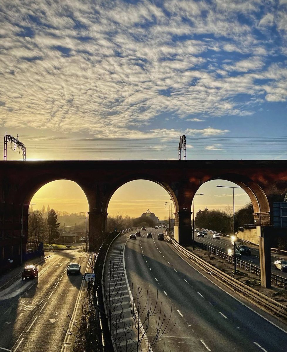 stopinstockport's tweet photo. When you know your home x 

📸 @memoirsofamancunian https://t.co/MlbxOUvt6l