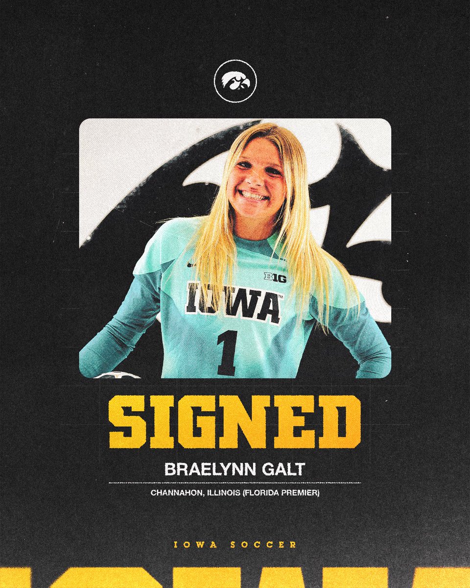 HawkeyeSoccer's tweet photo. 𝘖𝘧𝘧𝘪𝘤𝘪𝘢𝘭𝘭𝘺 𝘰𝘧𝘧𝘪𝘤𝘪𝘢𝘭 🖊️

Welcome to Iowa, Braelynn! https://t.co/tMFN0ZXgnC