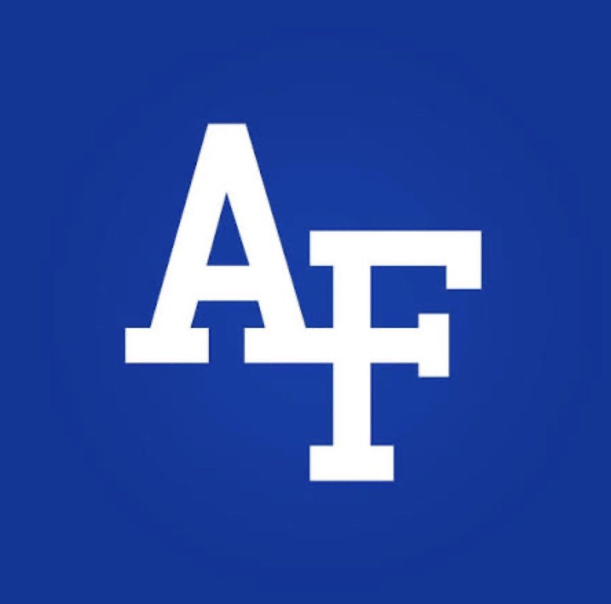 SpencerReiland's tweet photo. After a great conversation with @CoachStubbs I’m thankful to receive an offer from the Air Force! @BrandonHuffman @CoachJosephMar @GregBiggins @adamgorney @PGregorian https://t.co/y3AU6jbvNl
