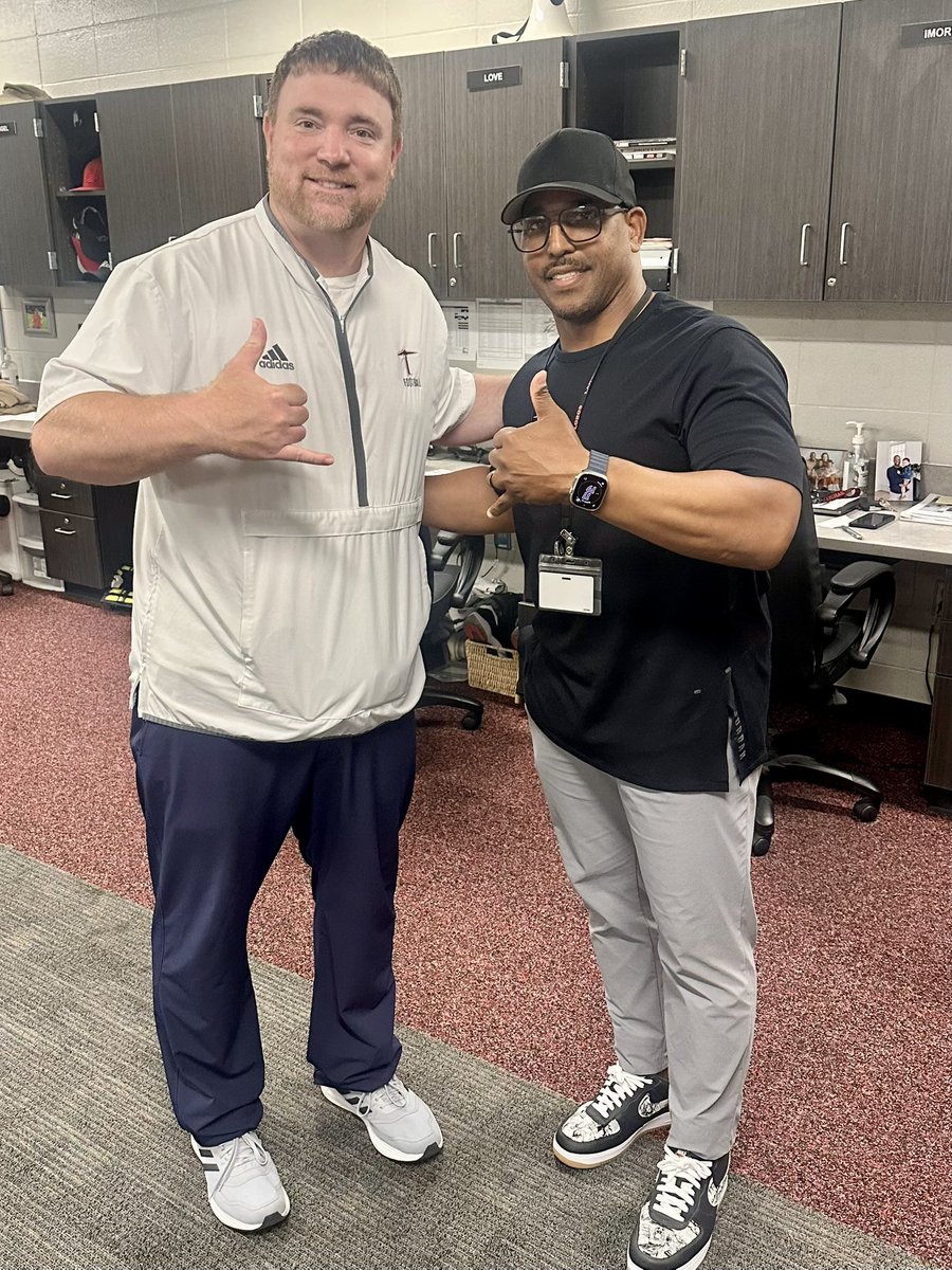 CoachKaliefM's tweet photo. Thank you Coach Andy Townsend and UTEP for stopping by to recruit and offer our athletes. https://t.co/oGbSS40tzi