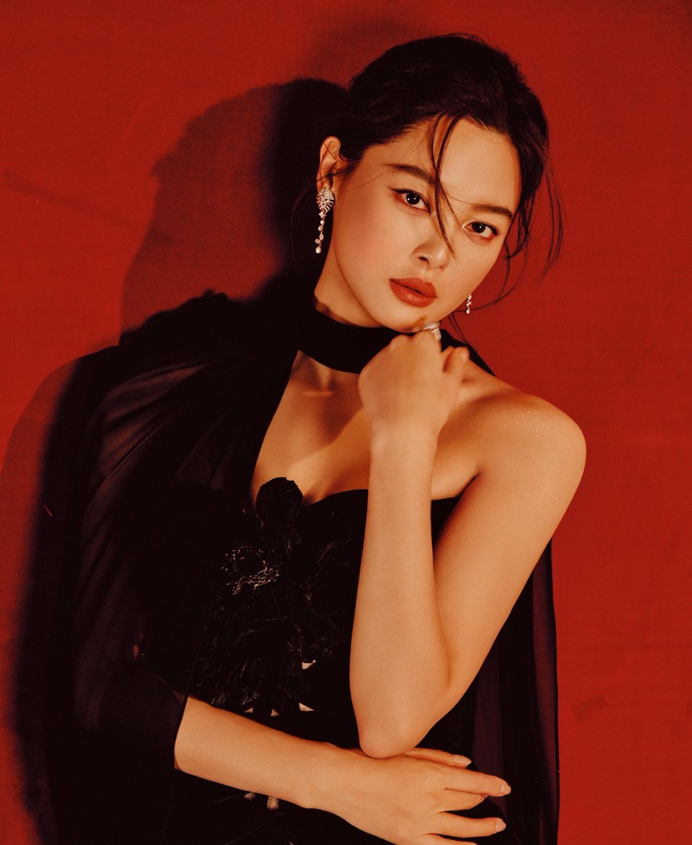 FilmUpdates's tweet photo. Xin Zhilei has been cast as Anna May Wong in an upcoming biopic about the Chinese American star.

🔗 https://t.co/PZPvyB7lQs https://t.co/Ygf1mb6L5D