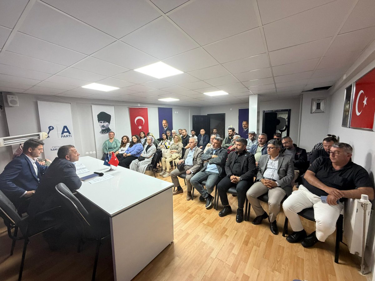 Aylık Yönetim Kurulu Toplantımızı, İl Başkanımız Ali Karakuş’un başkanlığında; Merkez İlçe Başkanımız Av. M. Doğukan Kızıl, Kadın Kolları Başkanımız Sergül Çibik ve yönetim kurulu üyelerimizin katılımıyla gerçekleştirdik.
<a href="/yavuzagiraliog/">Yavuz Ağıralioğlu</a> 
<a href="/tkeskinkilic/">Tahir KESKİNKILIÇ</a> 
<a href="/68alikarakus/">Ali Karakuş</a>