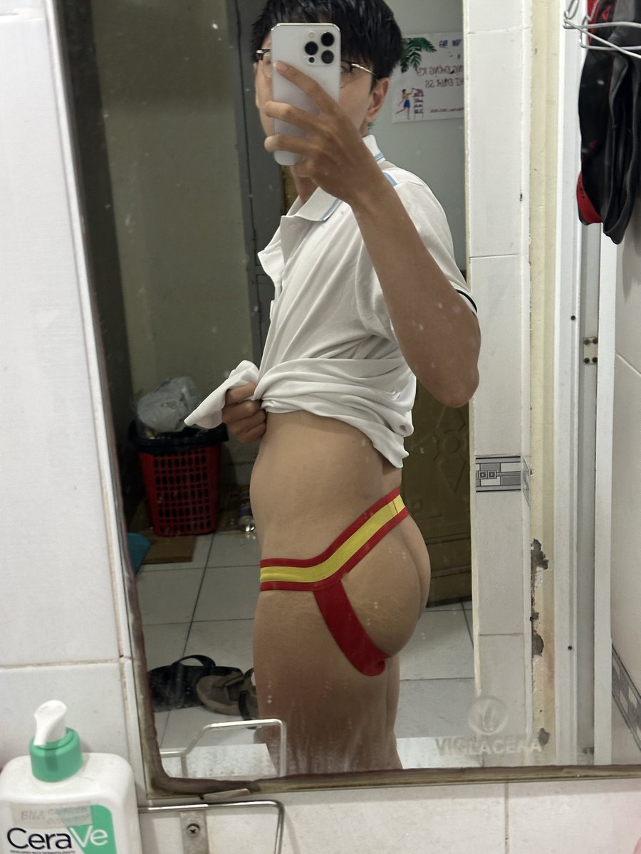 AlexCockRyder's tweet photo. Đang hứng mún được trai đút cặc
#nsfw #ktx #gay https://t.co/WWBgQ1UqkE