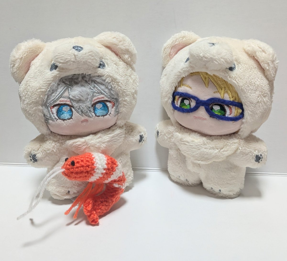 🦐これは……エビ!!!!!
👓️……こっちこないで
