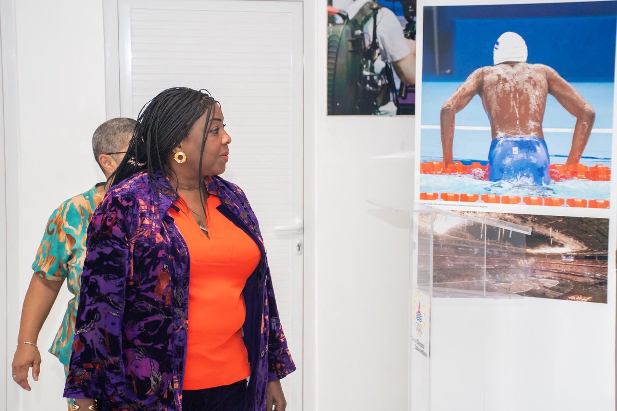 fatma_samoura's tweet photo. Thk yu to Filomena Fortes for inviting me to visit Cape Verde National Olympic Committee HQ. Congratulations to yu &amp; 2 yr team 4 the great work. The ecofriendly HQ is a major step towards sustainability. An example of sport &amp; sustainability working together for the future.
#CIO https://t.co/9RABSAbBSK