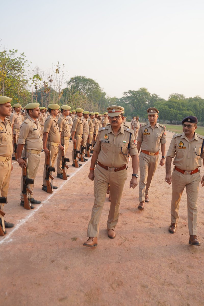 Co39pacup's tweet photo. आज दिनांक 12.05.2026 को श्रीमान सेनानायक महोदय श्री नैपाल सिंह के कुशल निर्देशन  में उप सेनानायक महोदय श्री देवेंद्र सिंह की उपस्थिति में परेड कराई गई। https://t.co/BNAknJECB6
