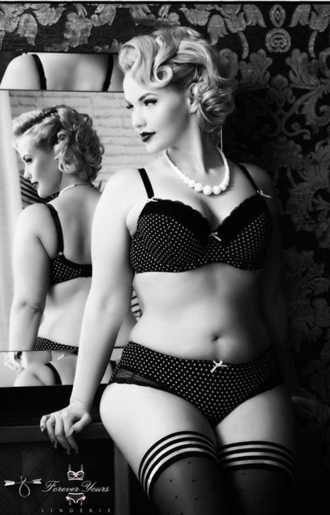Ellebel_hw's tweet photo. 'Classy but Sassy'♡ #TiityTuesday https://t.co/eXskvcwqxA