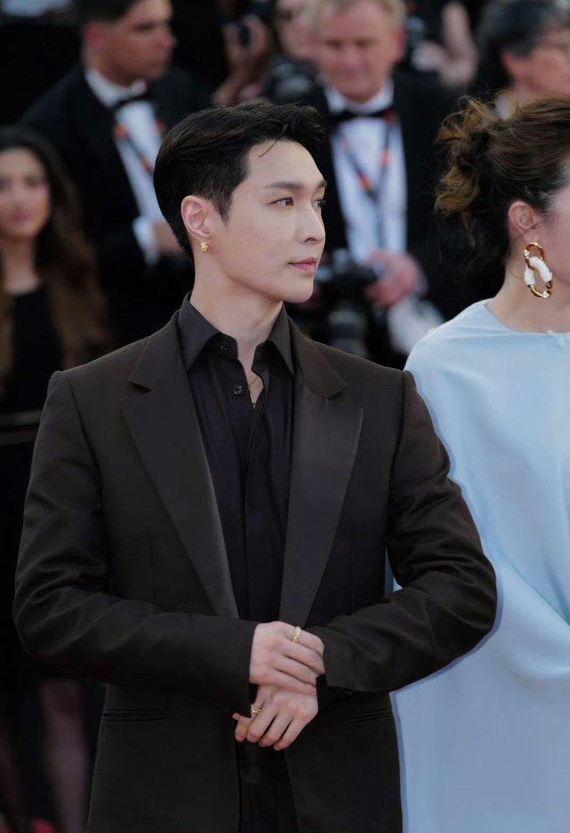 mv1007xing's tweet photo. 🥹🤌 quá đỉnh
 #LAY_Cannes2026 https://t.co/vV8e8ZZMX1