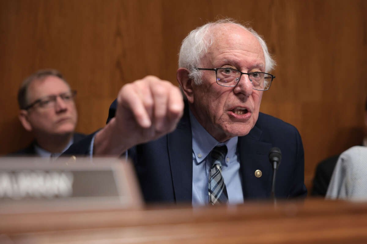 Governor Bernie Sanders tweet media