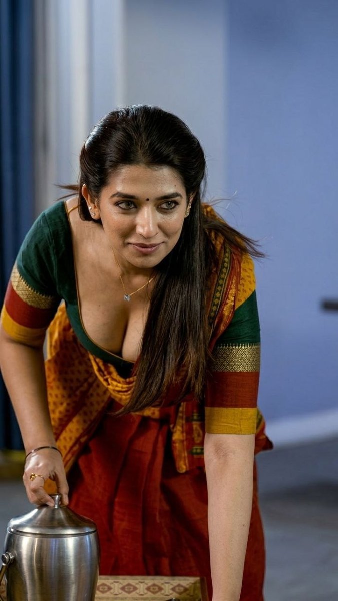 stargallery2020's tweet photo. Damn, that's sizzling 🥵 Rasha Kirmani 🔥 https://t.co/AwPmqA5fol