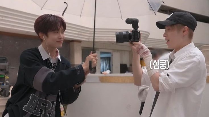 jiahaokittyot8's tweet photo. i miss geonhao https://t.co/nSkpufHNJW