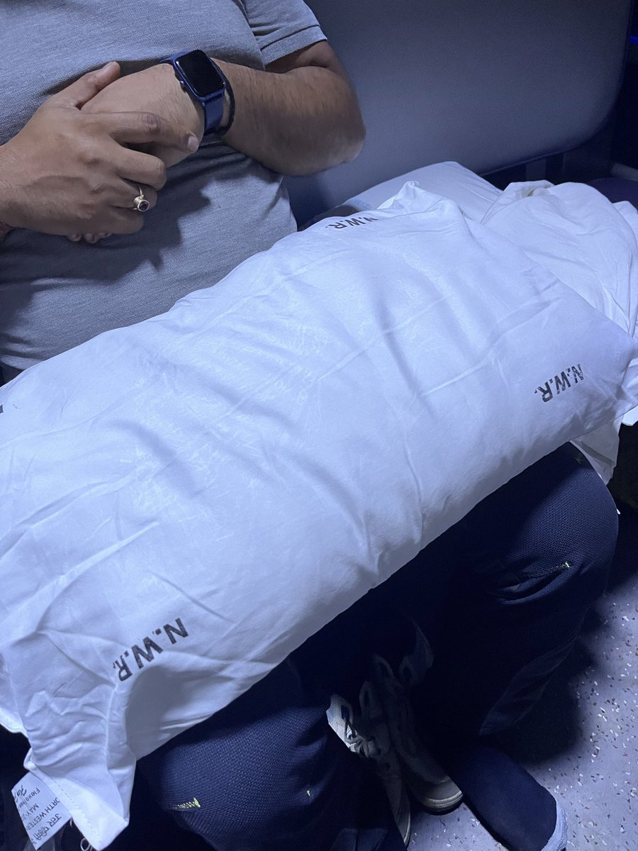 premsst's tweet photo. Pillow has been changed by the attendant. Please see to this that these dirty pillow are now given. These are basic necessities during night travel. https://t.co/VafigkB3M1