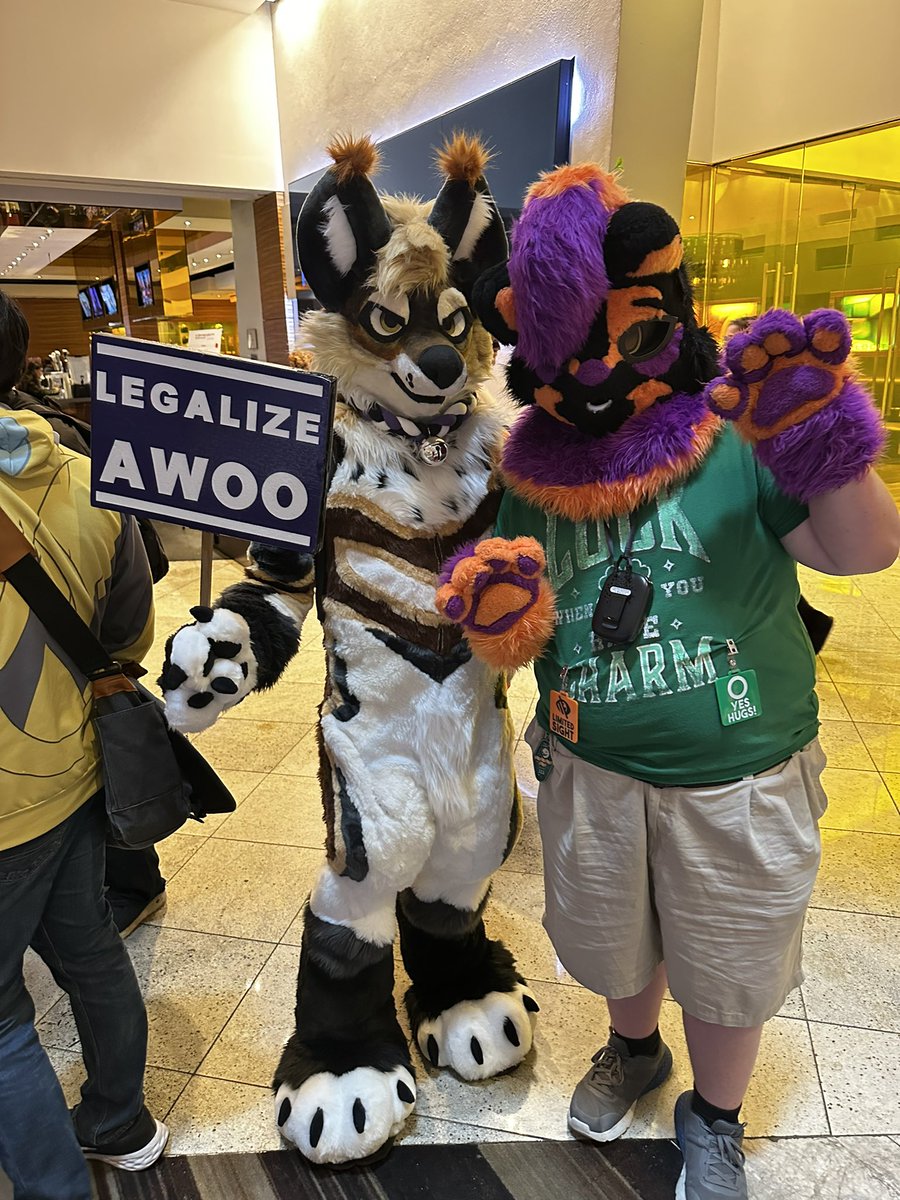 PupWinston/HocusCat tweet media