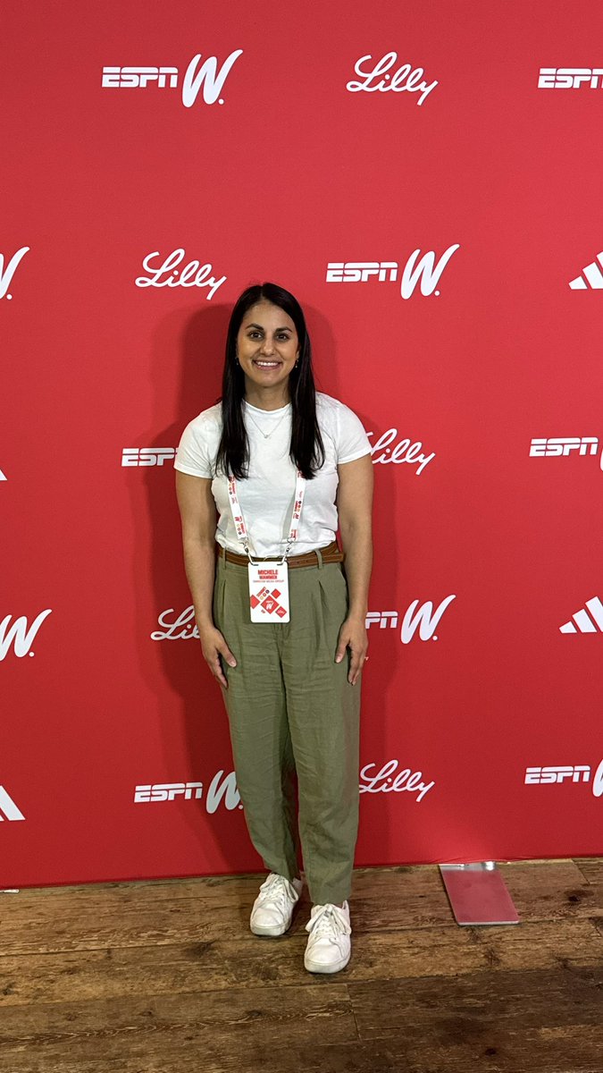 michelemammen's tweet photo. Always building and never finished growing women's sports, with @espnw leading the charge 📈 https://t.co/igurIdCIKf