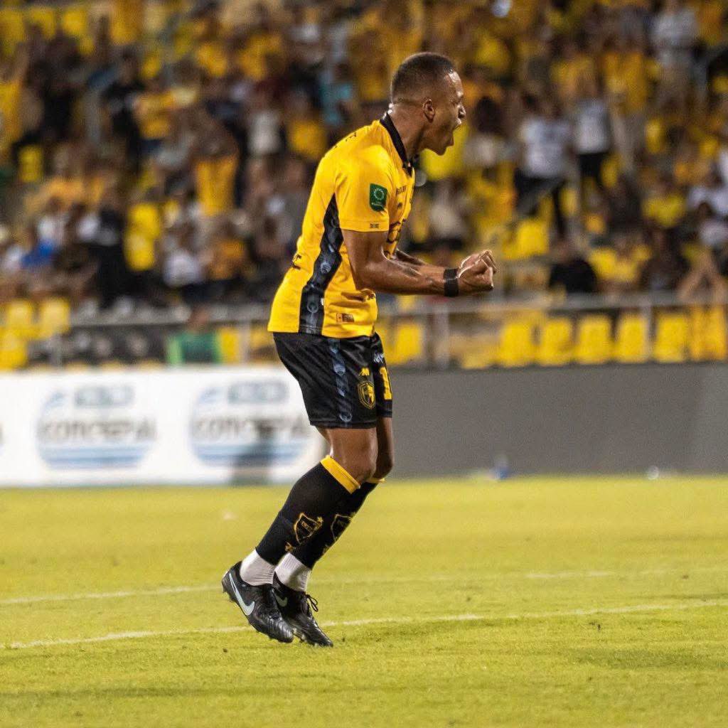 Kevin Jiménez tweet media