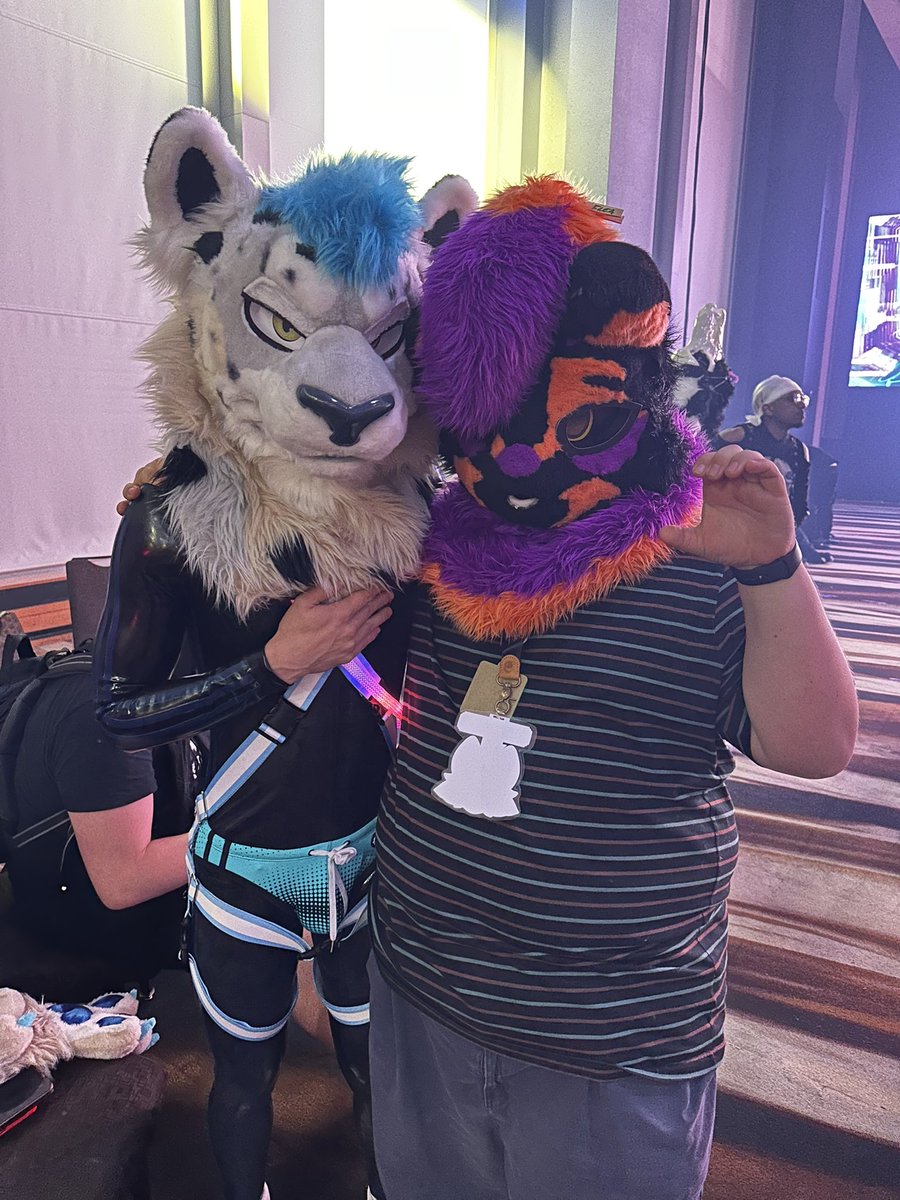 PupWinston/HocusCat tweet media