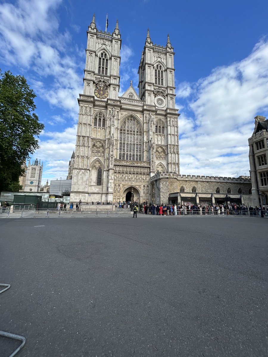 kathbond's tweet photo. Celebrating the International Day of the Nurse at Westminster Abbey @karen_heggs @Lisabacon15 https://t.co/IMQhMVdeXM