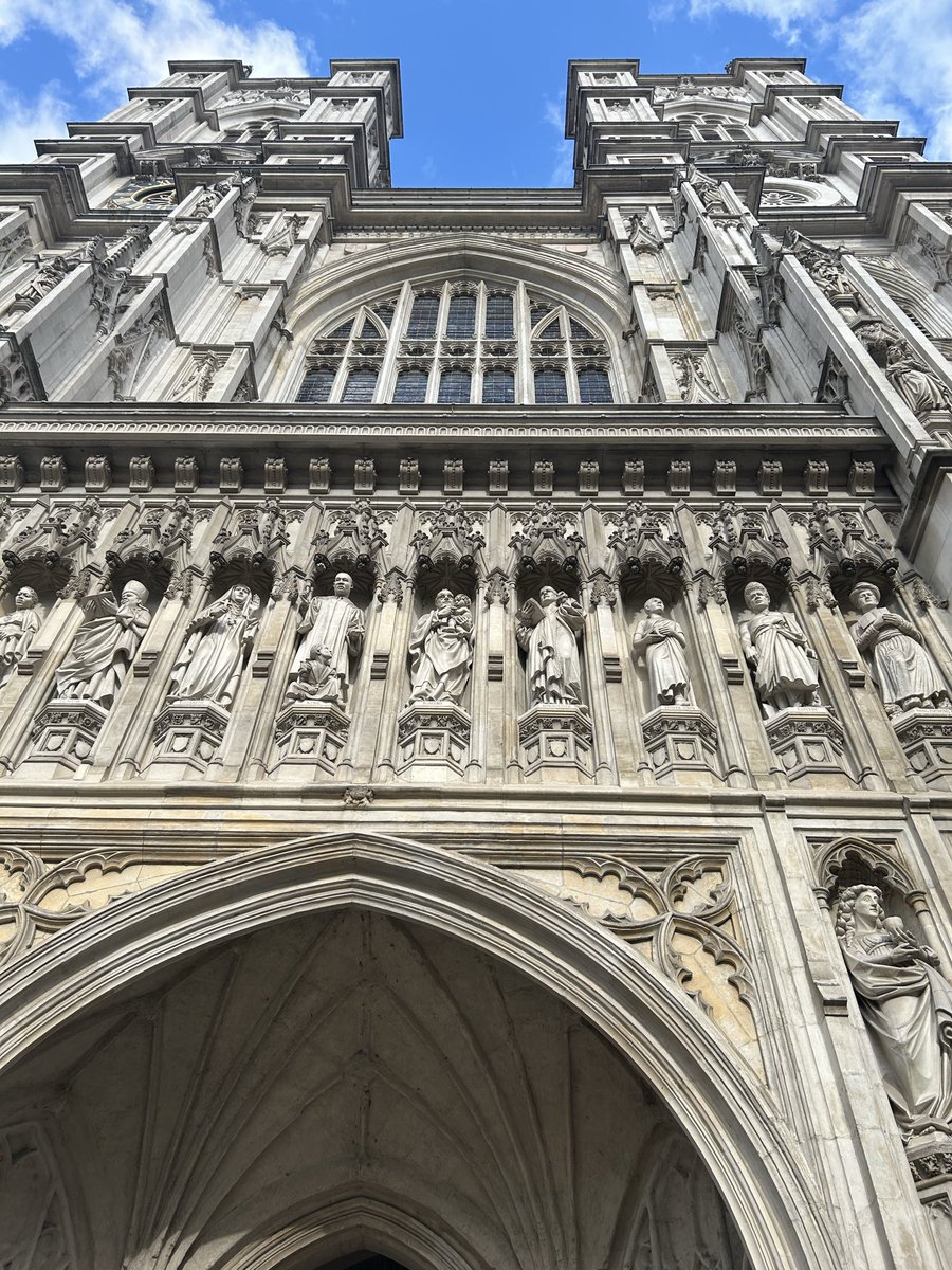 kathbond's tweet photo. Celebrating the International Day of the Nurse at Westminster Abbey @karen_heggs @Lisabacon15 https://t.co/IMQhMVdeXM