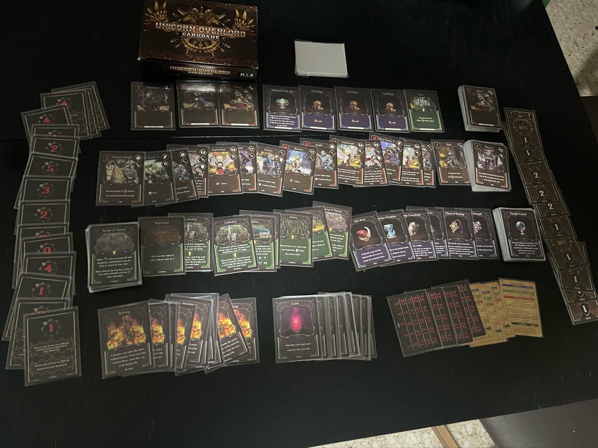 Finally I had the time to put all the 200+ cards from the Unicorn Overlord  card game in card sleeves. Love to have and play this game whenever I get  the chance :