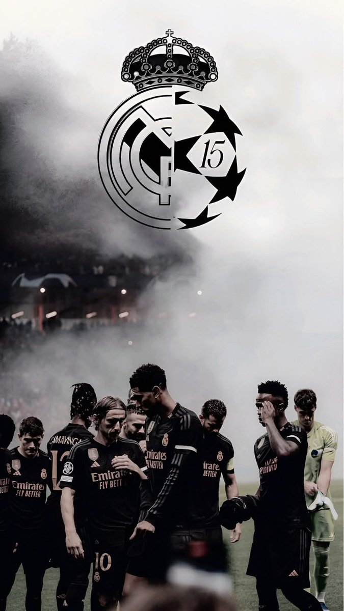 URSiyam77's tweet photo. @MadridXtra We boo them because they are like our children they make mistake so this is our way to say to them don't make mistake respect the club https://t.co/fyxNFEBiRa