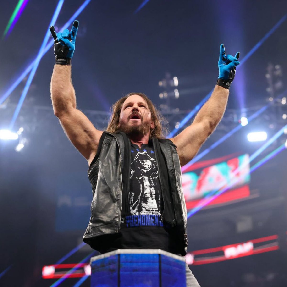 WrestlingWorldCC tweet media