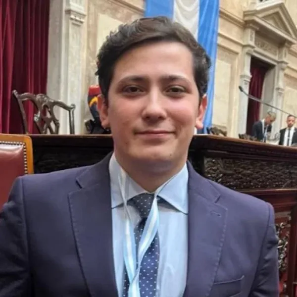 Lic. Julián Elencwajg tweet media