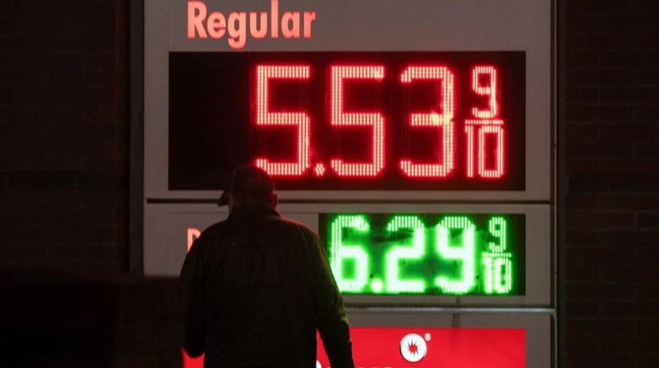 wsyx6's tweet photo. VOTE: Do you support temporarily suspending all taxes on gasoline? >>
https://t.co/BF0bY5K6xH https://t.co/FmaOIgO65s