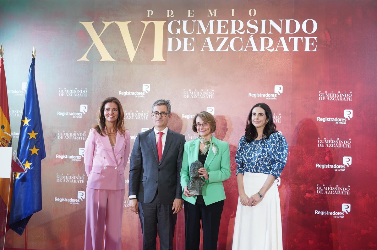 Registradores de España tweet media