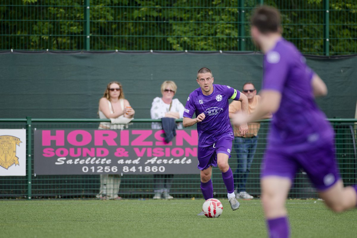 TwentyTen Fc tweet media