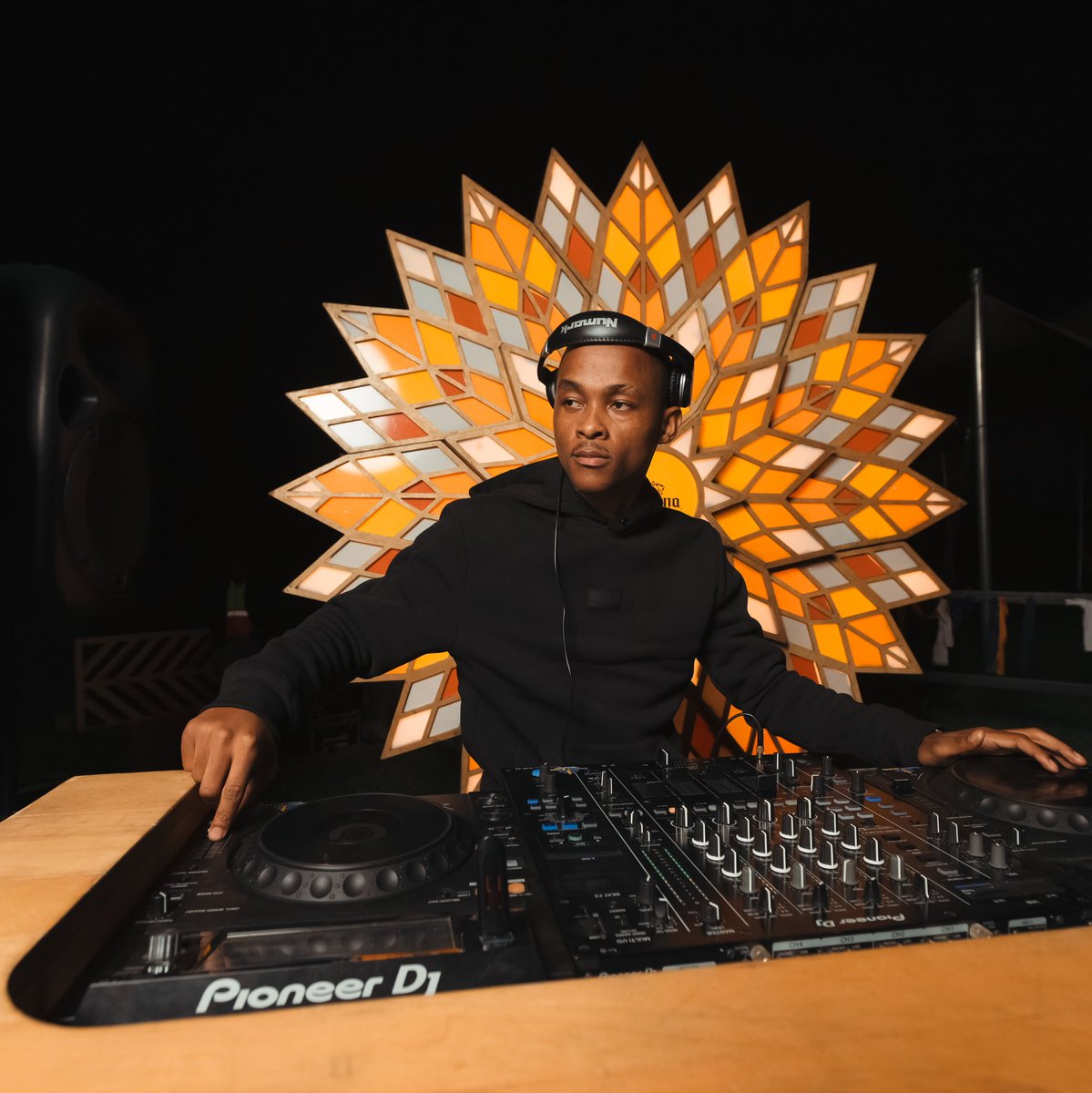 Yamkela DJ tweet media