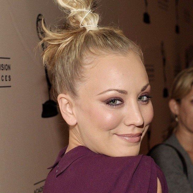 kaley cuoco tweet media