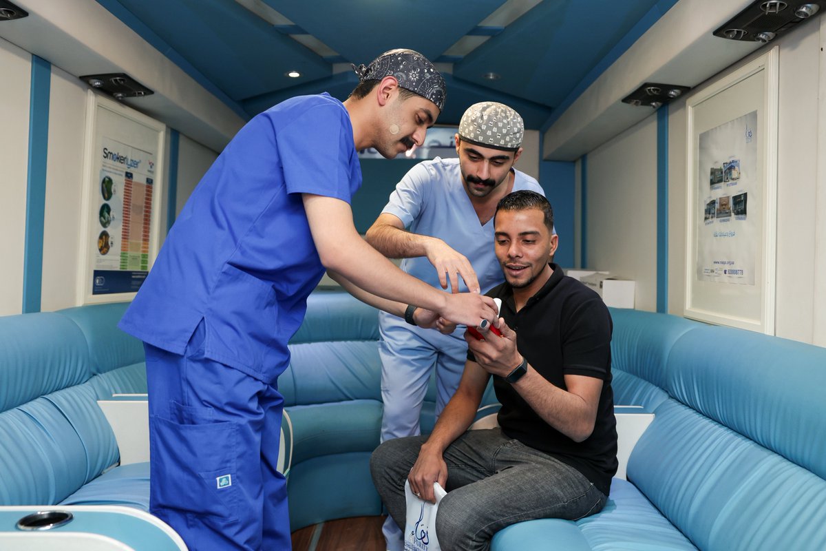 #خبر |
في إطار رسالة #جامعة_الجوف المجتمعية ودورها الصحي والتوعوي، كلية طب الأسنان تطلق مبادرة نوعية عبر العيادة المتنقلة لمكافحة التدخين وصحة الفم والأسنان، بالتعاون مع جمعية نقاء لمكافحة التدخين، وبمشاركة أكثر من 60 عضوًا من منسوبي الكلية، مستهدفةً منسوبي الجامعة وطلابها
