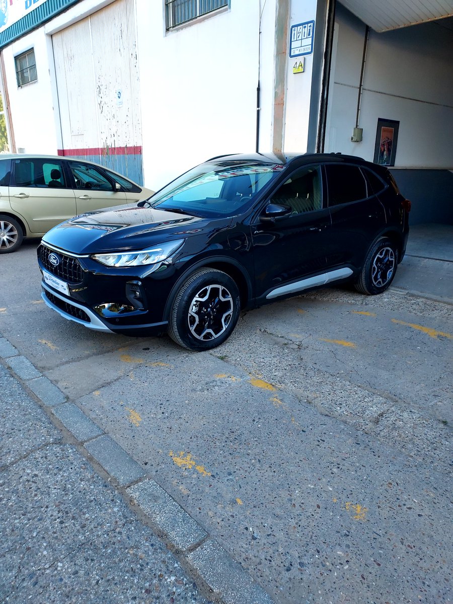 T_FORNALINO's tweet photo. En la tarde de ayer hicimos la entrega de este FORD KUGA MCA ACTIVE PHEV AUTOMATICO para nuestro cliente y vecino de Cantillana (Sevilla).

Muchas gracias por confiar en nosotros y que lo disfrutes.

https://t.co/yb86B1XcpF https://t.co/V3Ui6pXFYI